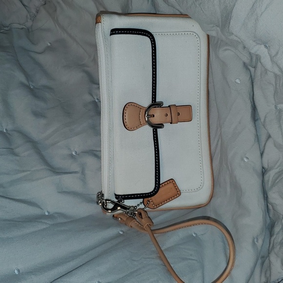 COACH Wristlet - Picture 1 of 13